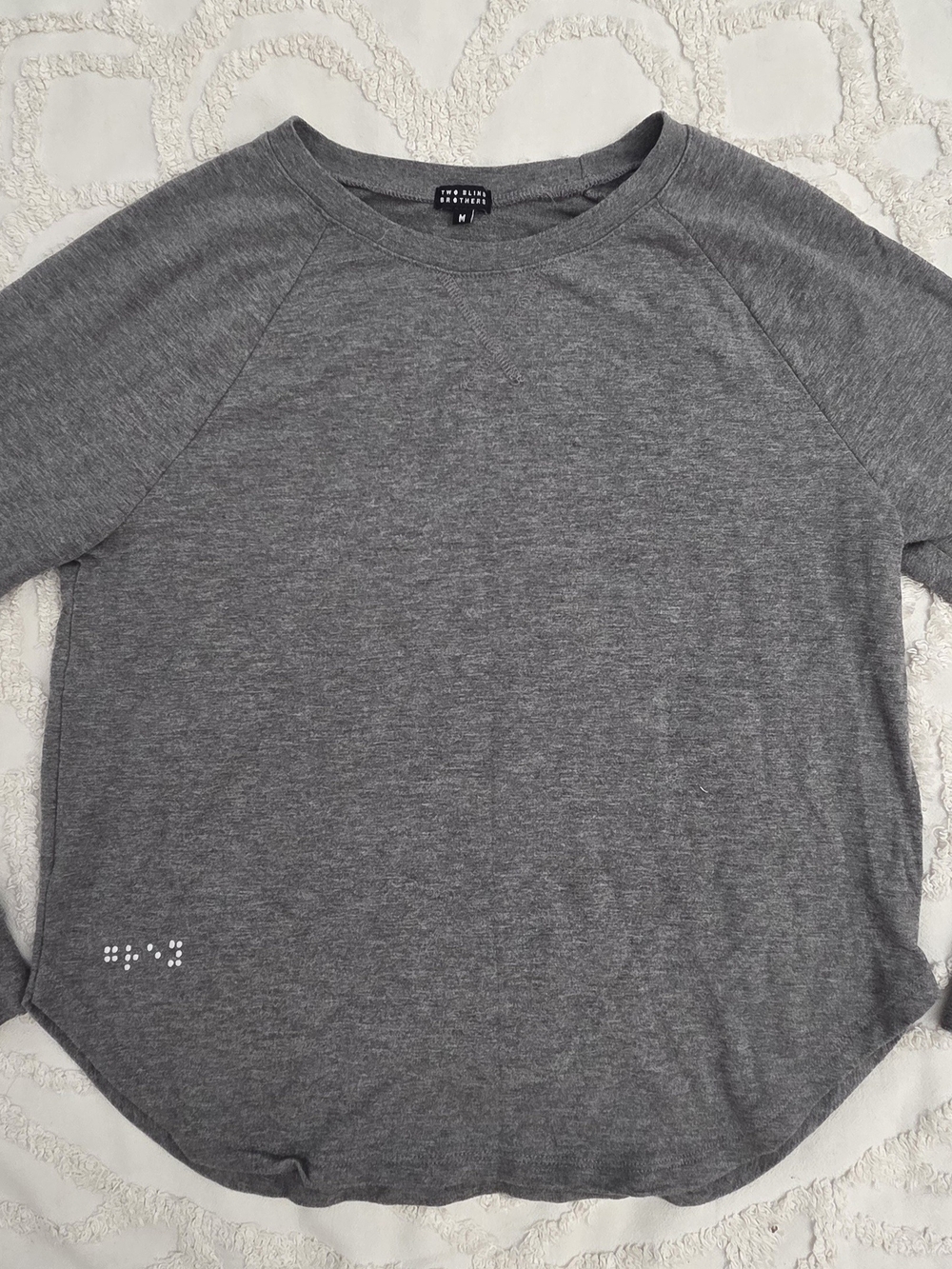 Men's Heather Gray Long-Sleeve Crewneck Shirt